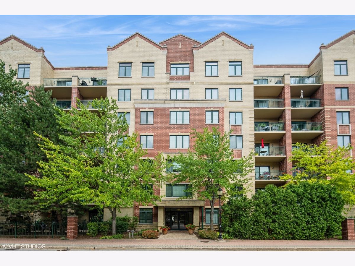 Condominiums Sold Village Centre Mount Prospect Illinois, 11 Wille