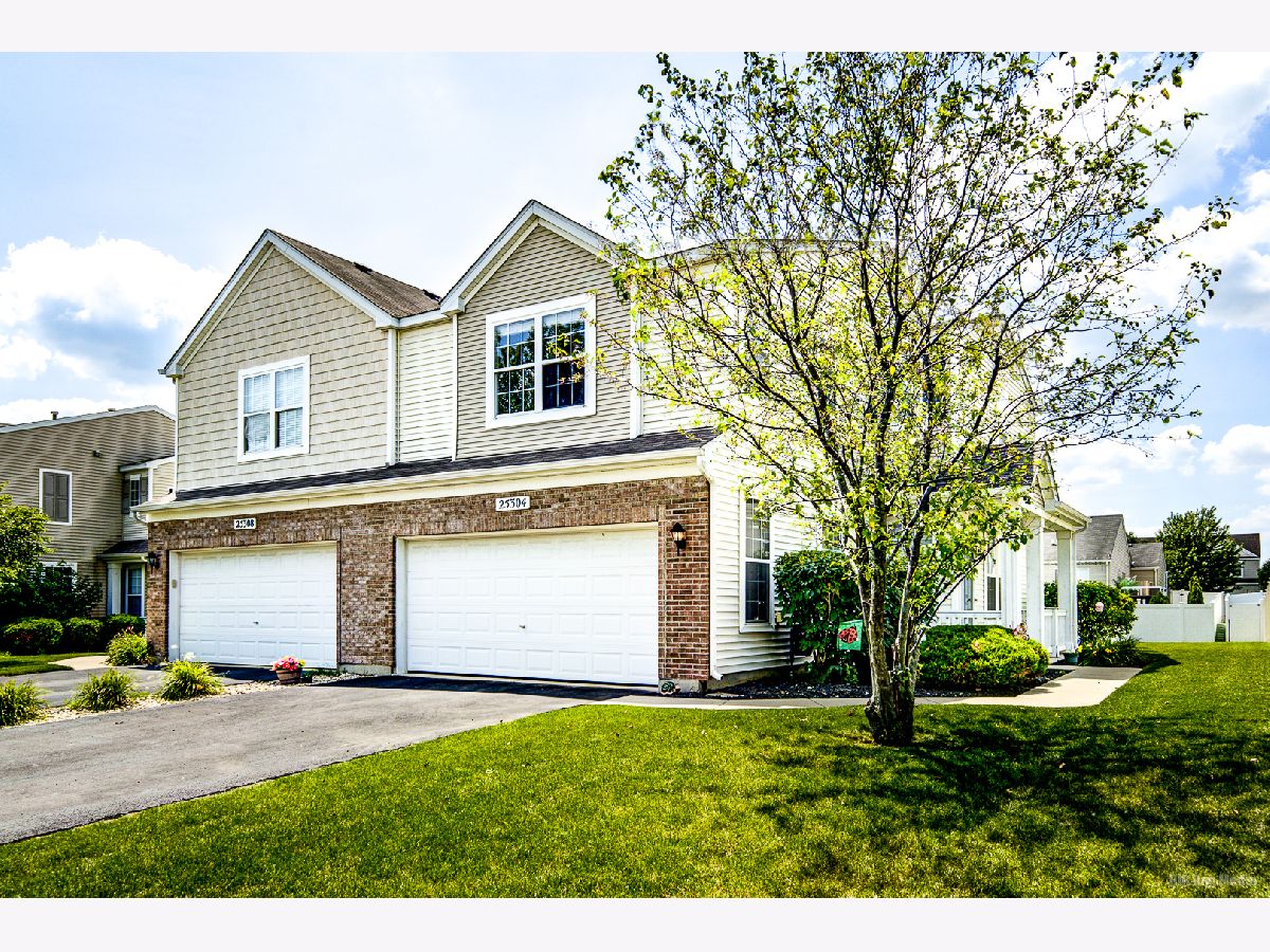  Rented Manhattan Illinois, 25304 Colligan
