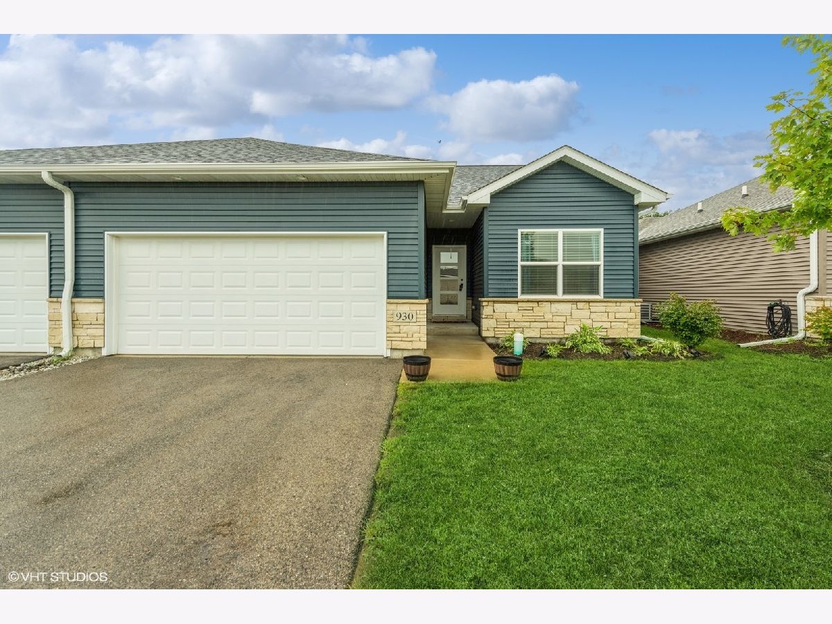 Townhomes & Homes Sold Deerpass Marengo Illinois, 930 Partridge