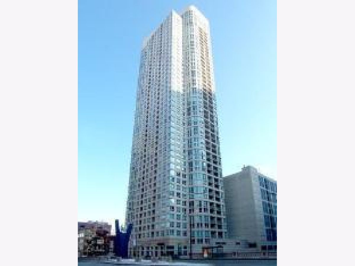 Condominiums Rented The Sterling Chicago Illinois, 345 Lasalle