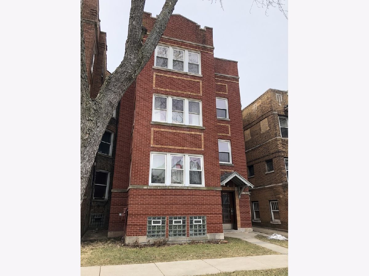 Condominiums & Homes Rented Albany Park Commons Chicago Illinois, 5010 Sawyer