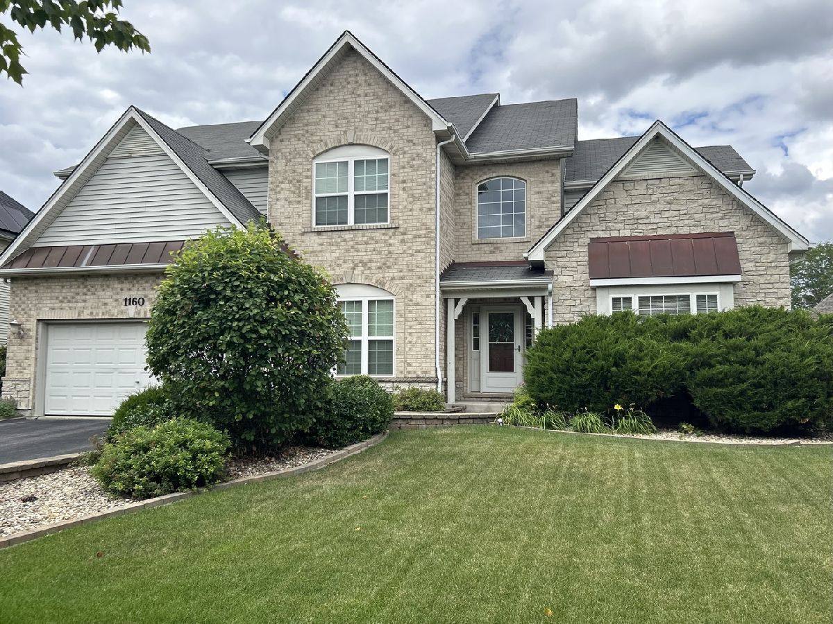 Homes Rented Stonehaven Aurora Illinois, 1160 Commons