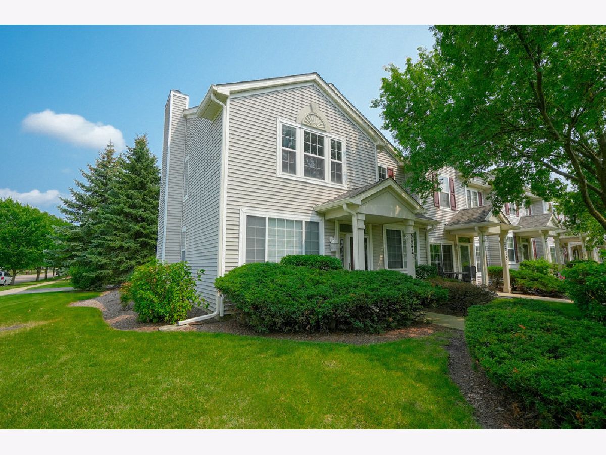 Townhomes & Condos Rented Reflections Aurora Illinois, 2277 Reflections