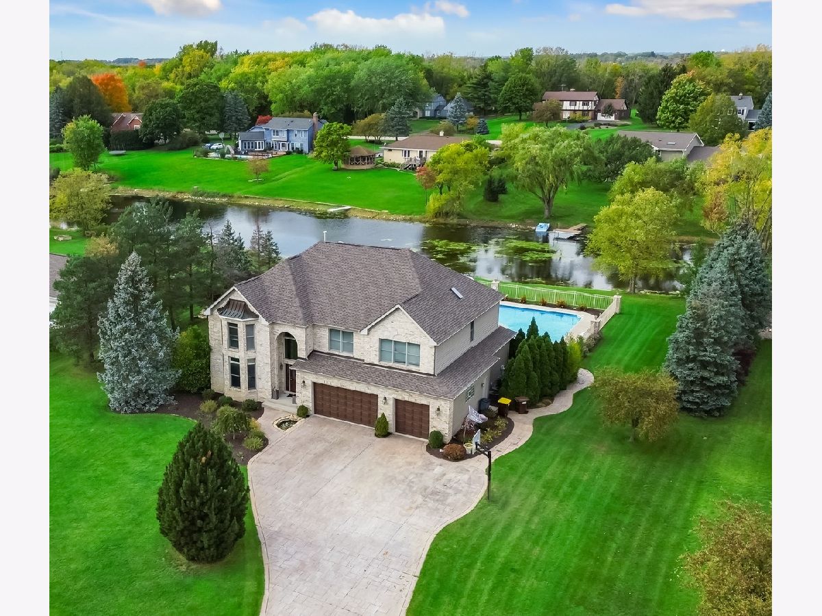 Homes Sold Crystal Woods Crystal Lake Illinois, 2212 Crystal Circle