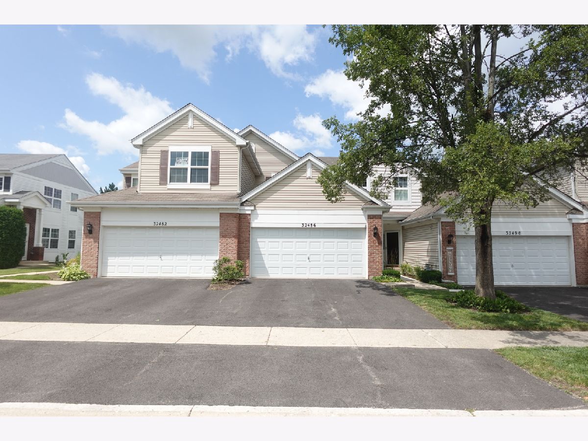  Rented Lakemoor Illinois, 32486 Allegheny