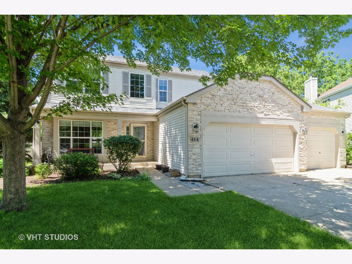 Homes Sold Suncrest North Streamwood Illinois, 414 Glacier