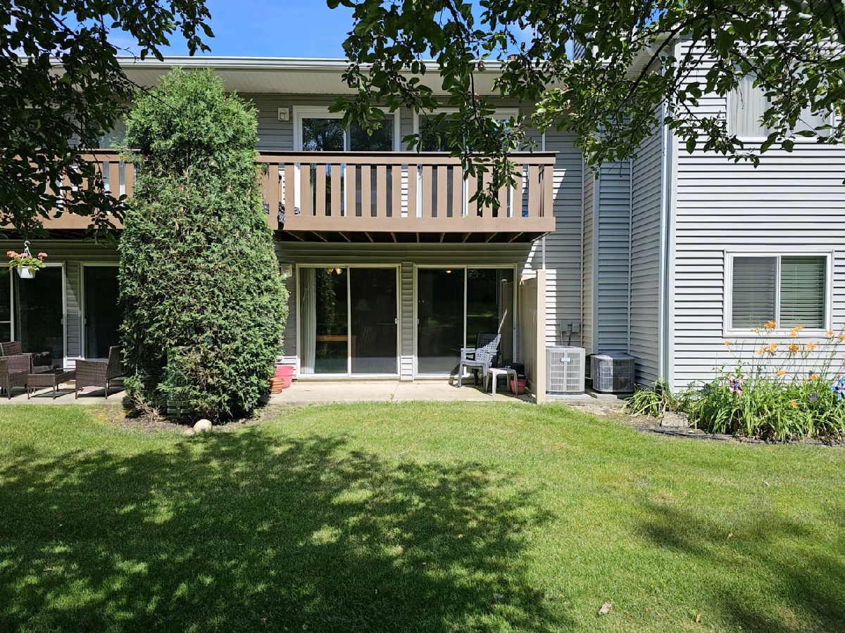 Condominiums Sold Hearthwood Farms Bartlett Illinois, 612 Mallard