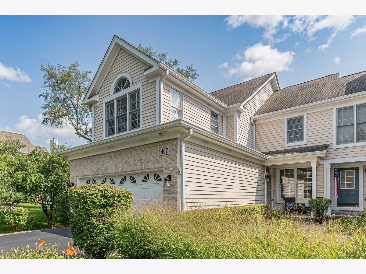 Townhomes Sold Baileywood Naperville Illinois, 1407 Whitespire