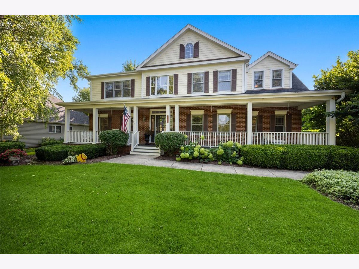 Homes Sold Weaver Landing Batavia Illinois, 2820 Wilson