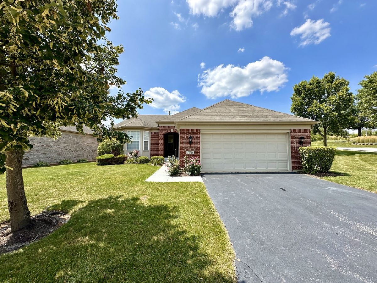 Homes & Townhomes Sold Southmoor Orland Park Illinois, 13248 Lahinch