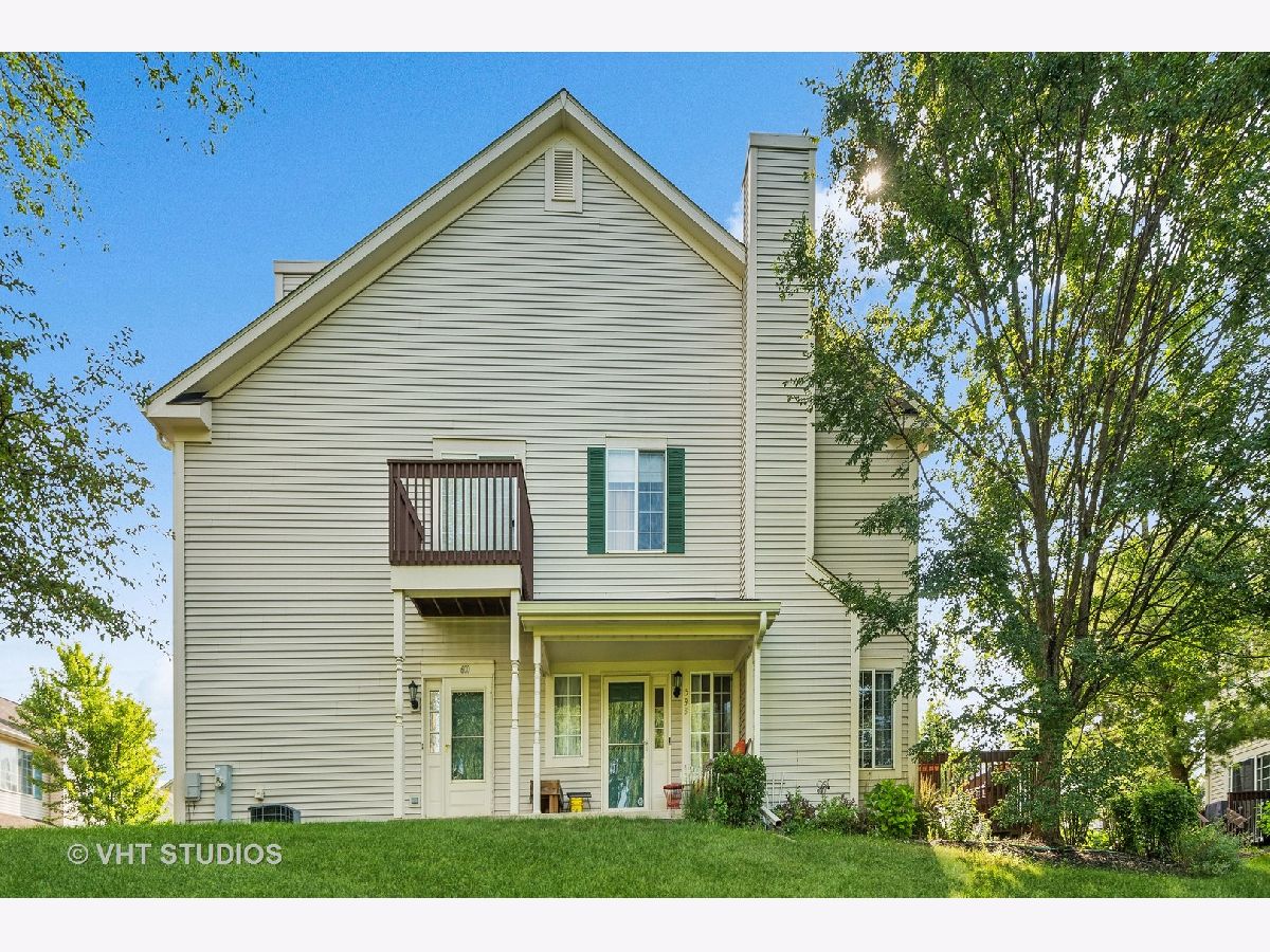 Townhomes & Condos Sold Fox Ridge Fox Lake Illinois, 598 Windsor