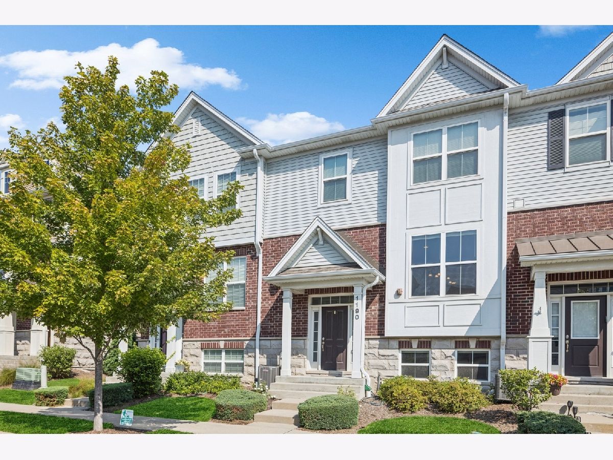 Condos & Townhomes Sold Colfax Crossing Des Plaines Illinois, 1190 Colfax
