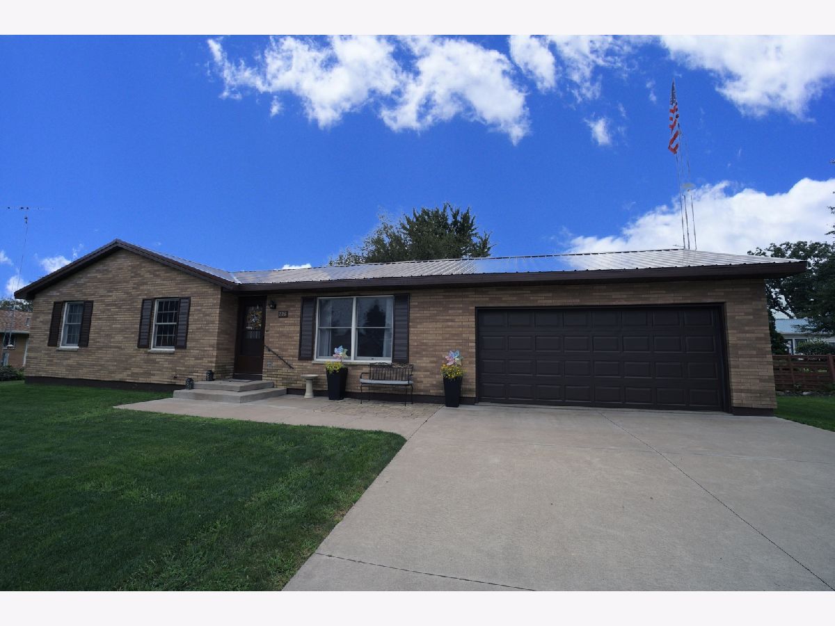  Sold Stockton Illinois, 226 Prairie