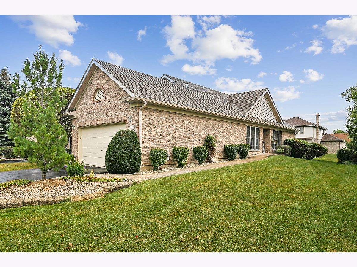 Townhomes & Homes Sold Bristol Park Tinley Park Illinois, 7848 Bristol Park