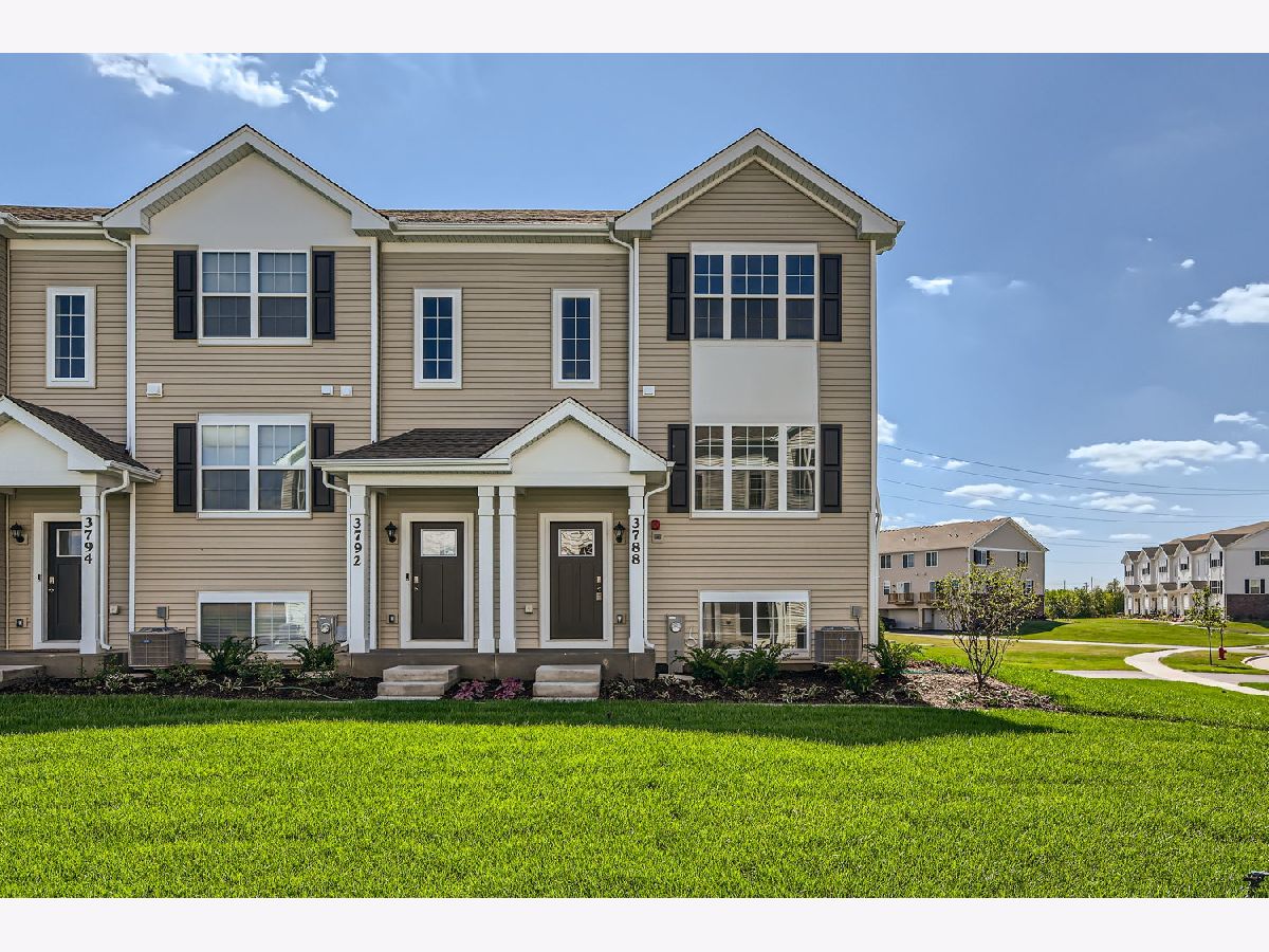 Homes & Townhomes Rented Grande Reserve Yorkville Illinois, 3788 Bissel