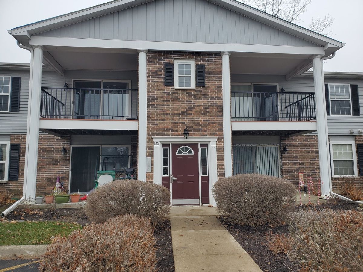 Condominiums Rented Colony Square Crystal Lake Illinois, 893 Golf Course