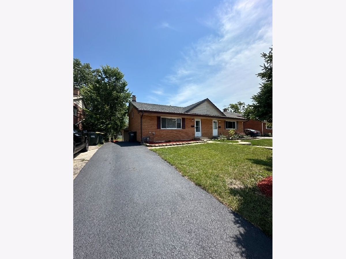 Townhomes & Condos & Homes Sold Golf Mill Des Plaines Illinois, 9417 Dee