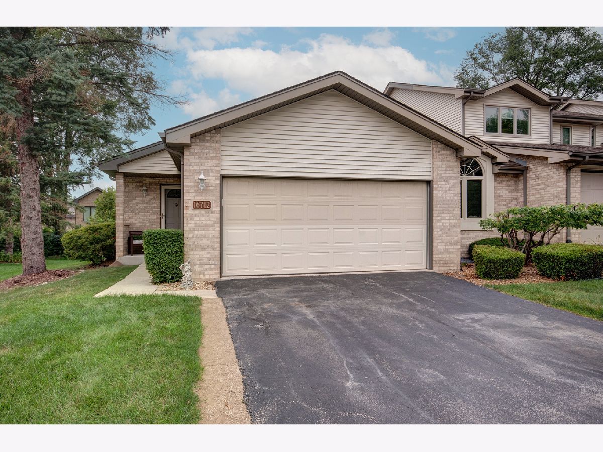 Townhomes Sold Shenandoah Townhomes Orland Park Illinois, 16712 Sheridans