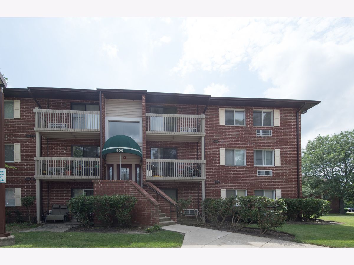 Condominiums Sold Lakewood Villas Vernon Hills Illinois, 900 Lakeside