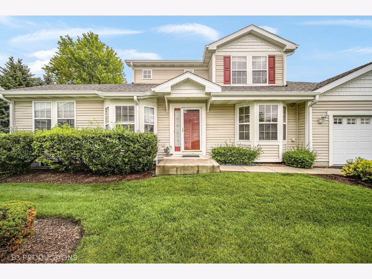 Townhomes & Homes Sold Remington Lakes Crest Hill Illinois, 20704 Huron