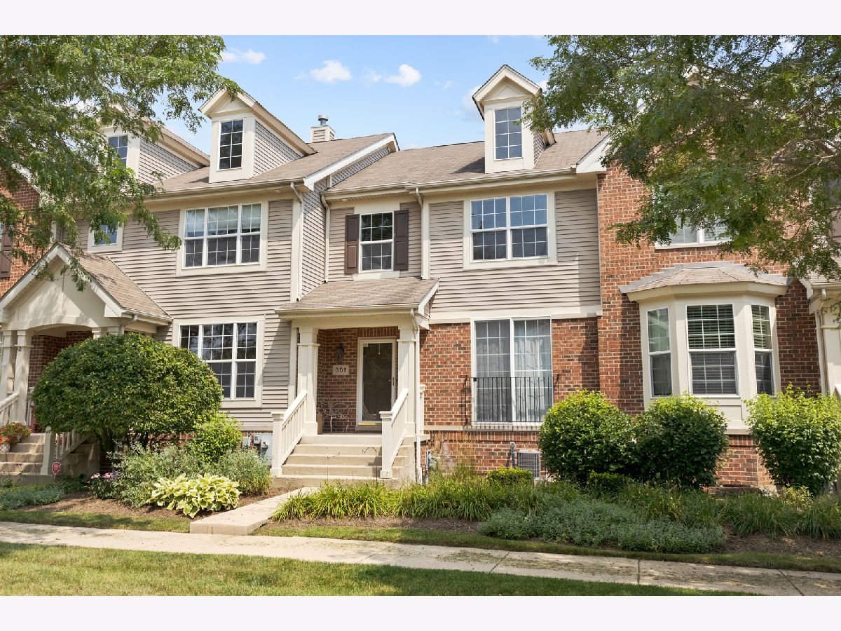 Townhomes Sold Asbury Place Bartlett Illinois, 361 Bradbury