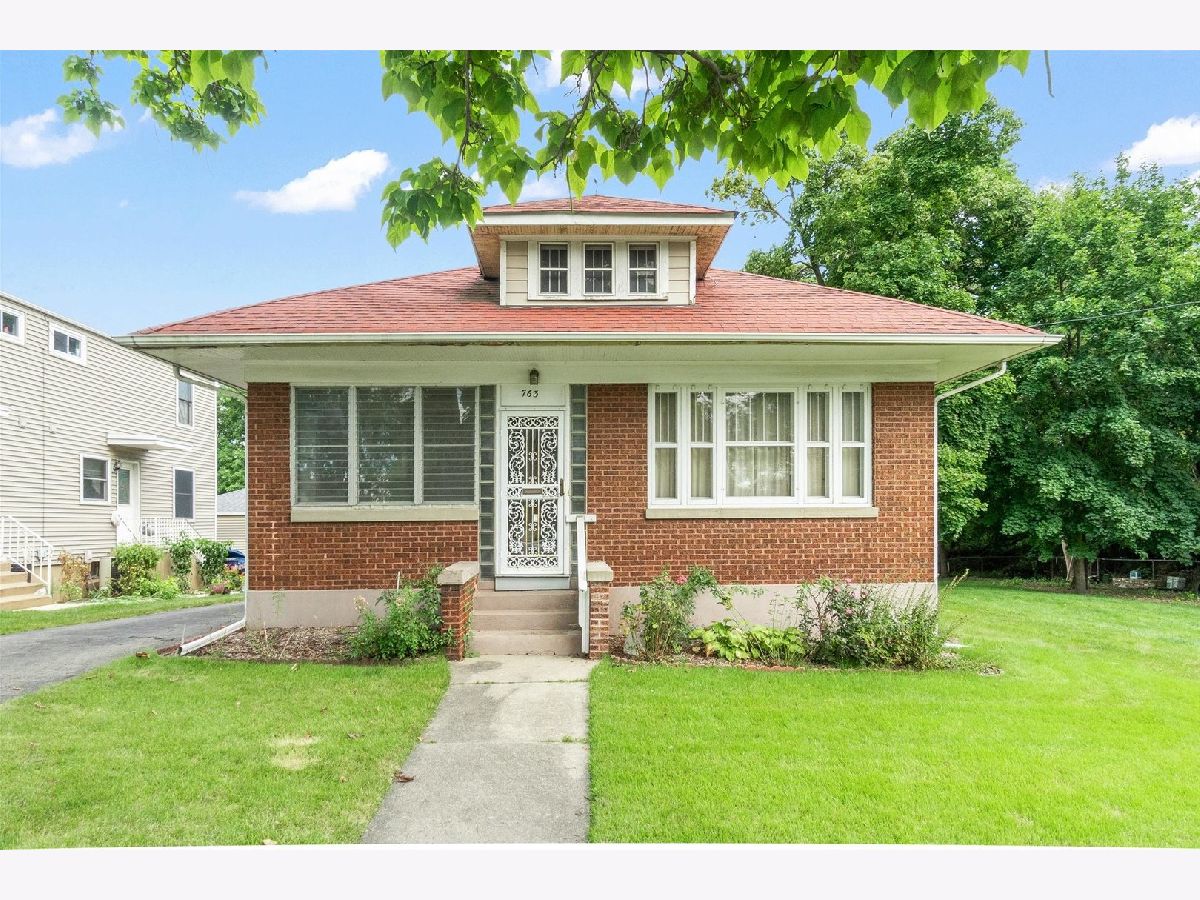 Homes Sold Redekers Elgin Illinois, 763 Saint Charles