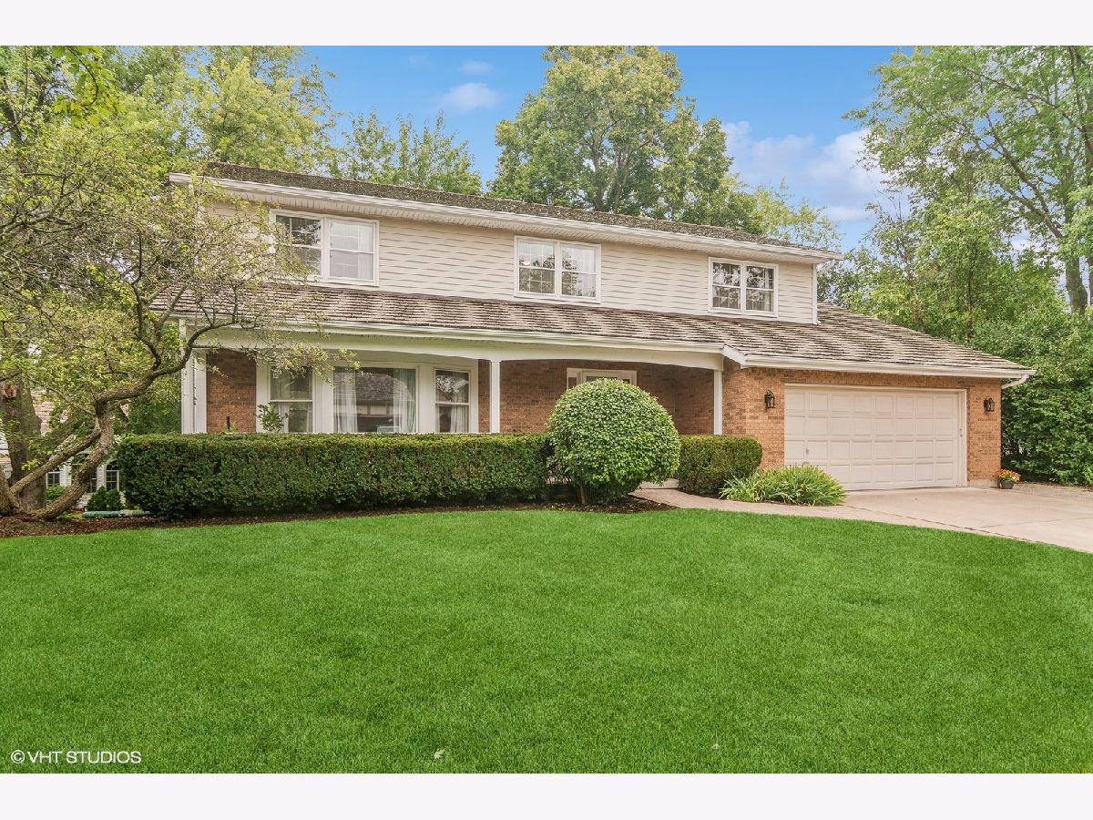 Homes & Condos & Townhomes Sold Red Top Libertyville Illinois, 1158 Furlong