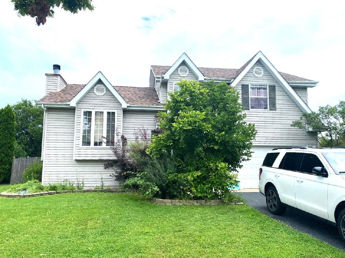 Homes & Condos & Townhomes Sold Meadowbrook Elwood Illinois, 908 Redwood