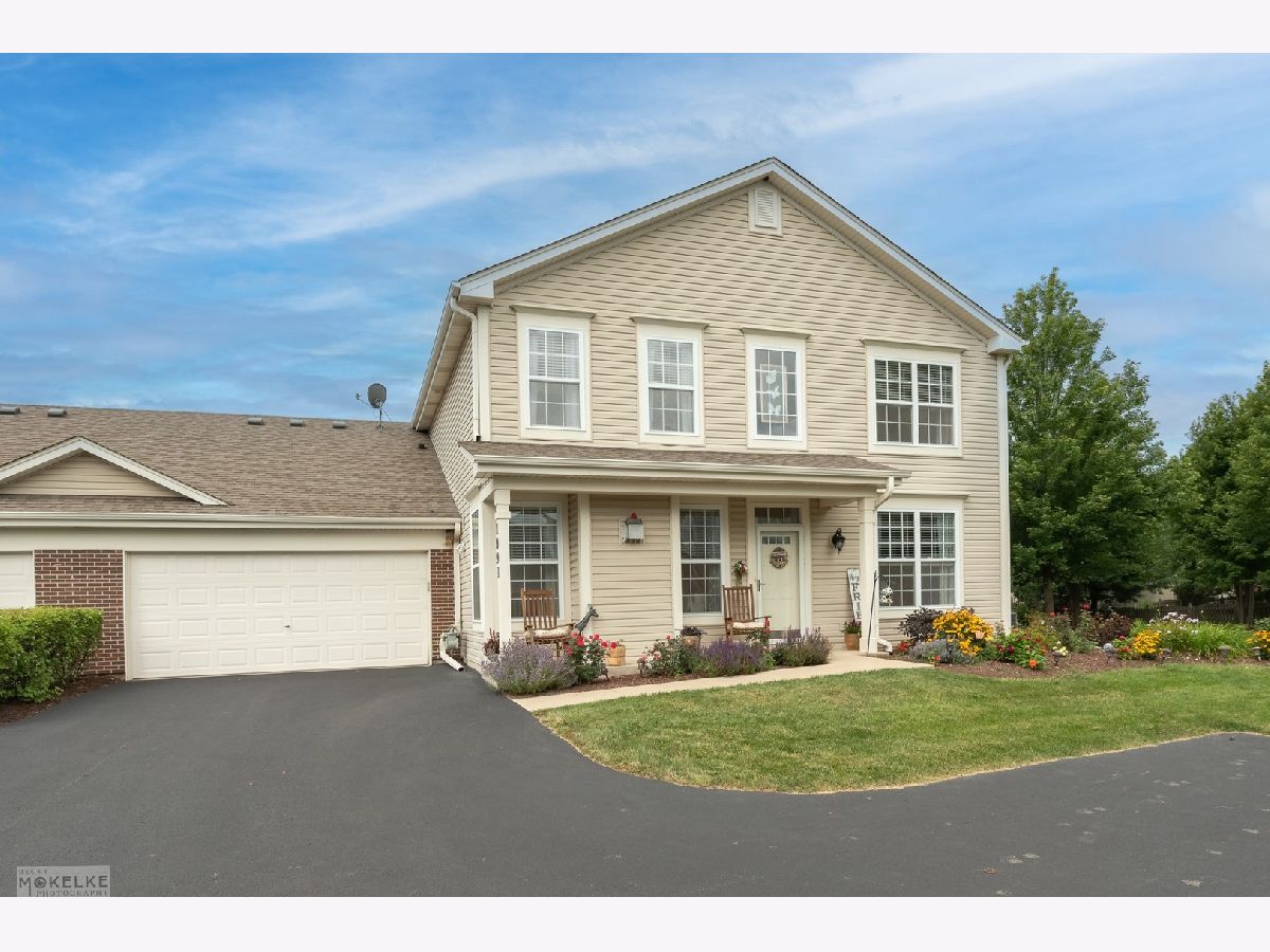 Homes & Townhomes & Condos Sold Windsor West Sugar Grove Illinois, 109 Park