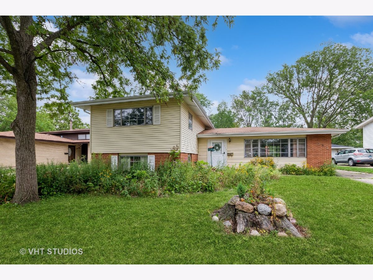 Homes Sold Lincolnwood Park Forest Illinois, 230 Indiana
