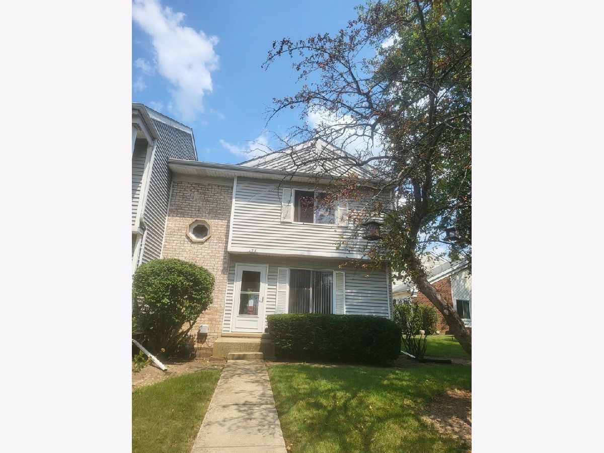 Townhomes Sold Beaconridge Bolingbrook Illinois, 198 Beaconridge