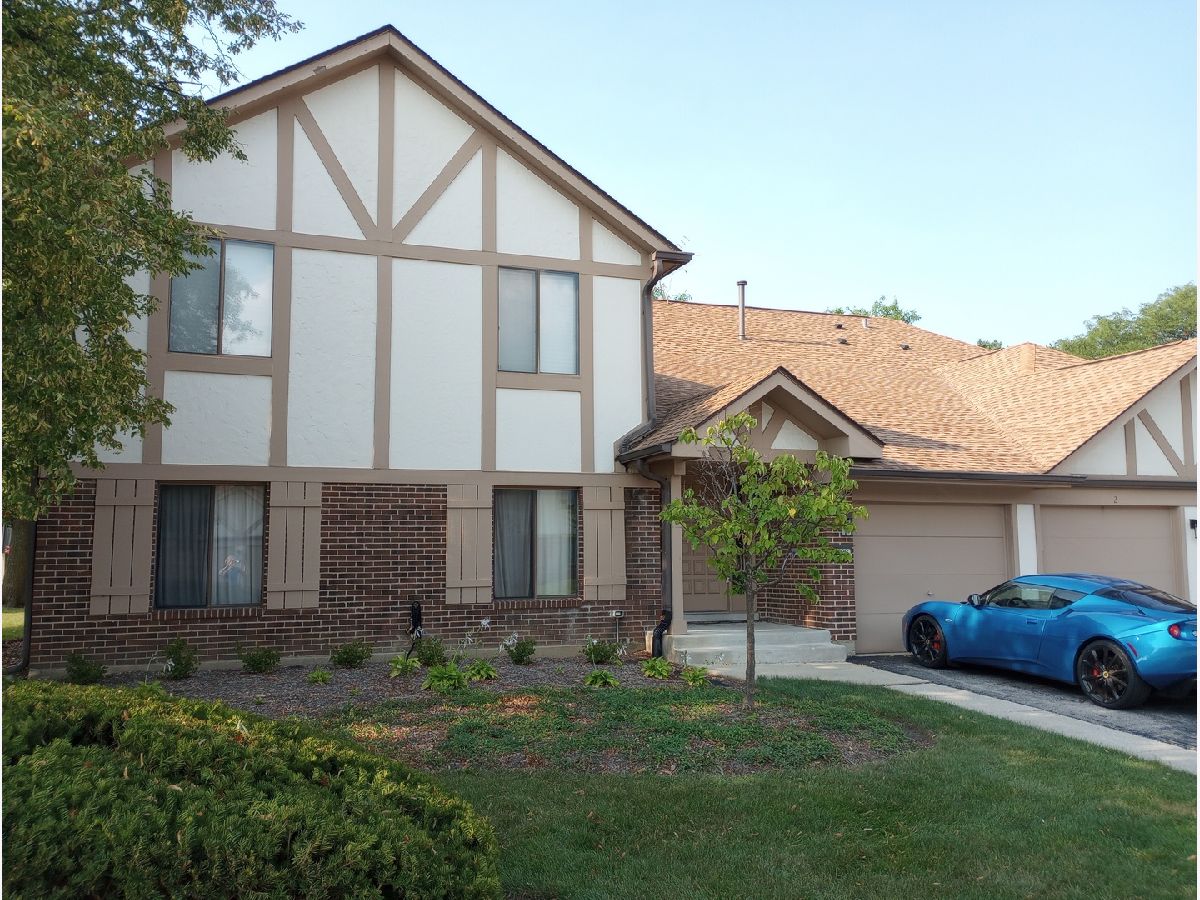 Condominiums & Homes Rented Kingsport Estates Schaumburg Illinois, 826 Knottingham