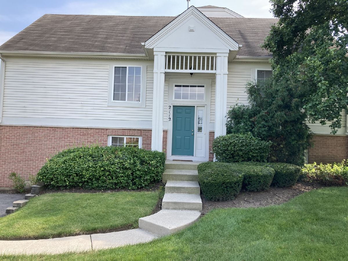 Townhomes & Condos Sold Morgan Hill Mchenry Illinois, 2112 Concord