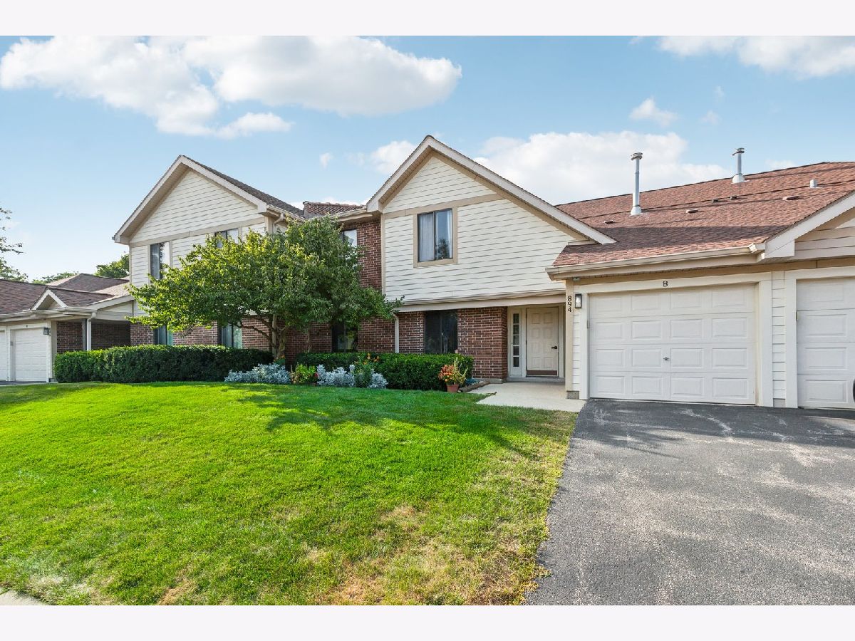 Condos & Townhomes Sold Kingsbrooke Palatine Illinois, 894 Coach