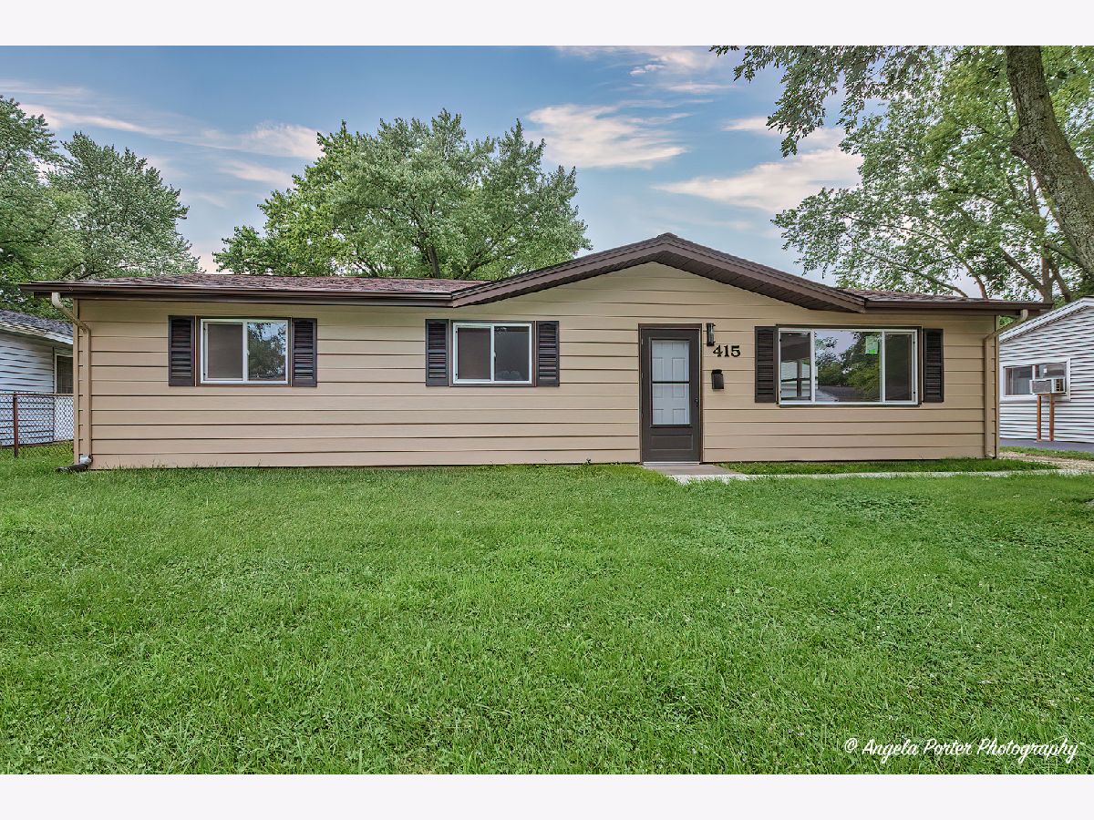 Homes Sold Larkdale Wauconda Illinois, 415 Oakwood