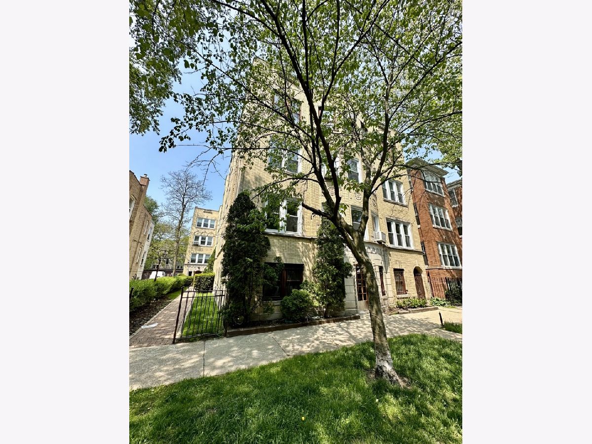 Condominiums & Homes Rented Edgewater Glen Chicago Illinois, 1436 Thome