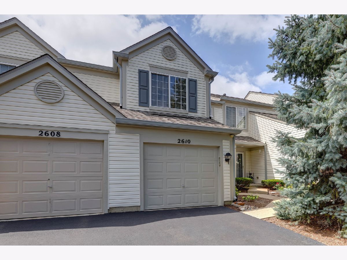 Townhomes Sold Carrolwood Naperville Illinois, 2610 Carrolwood