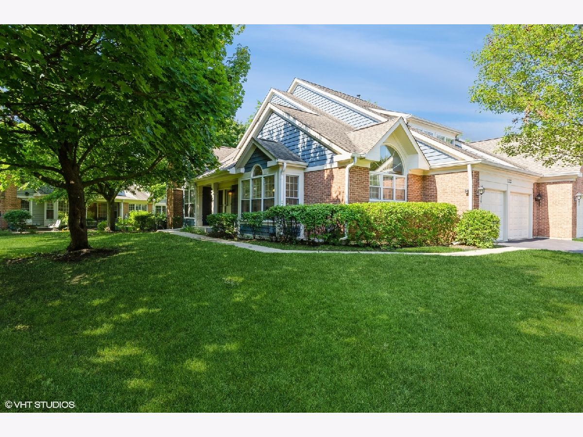 Townhomes Sold Princeton Village Glenview Illinois, 122 Harvard