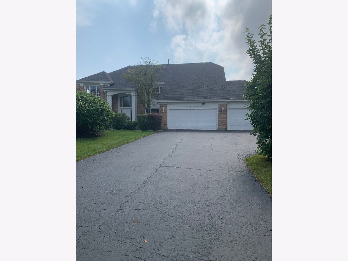 Homes Sold Churchill Lane Buffalo Grove Illinois, 563 Dover