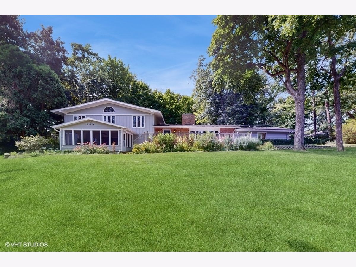 Homes Sold Sylvan Lake Mundelein Illinois, 21279 Sylvan