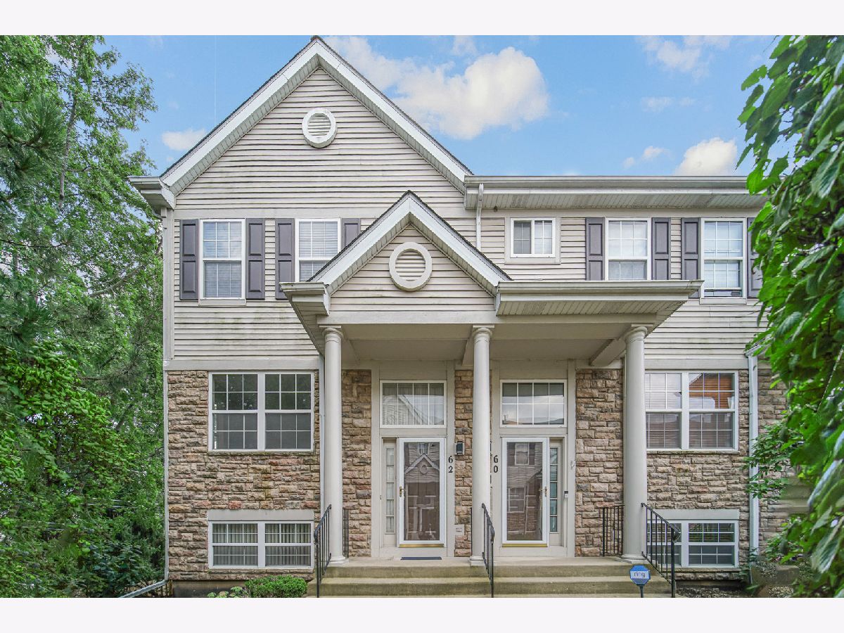 Townhomes & Homes Rented Insignia Court Palatine Illinois, 62 Clare