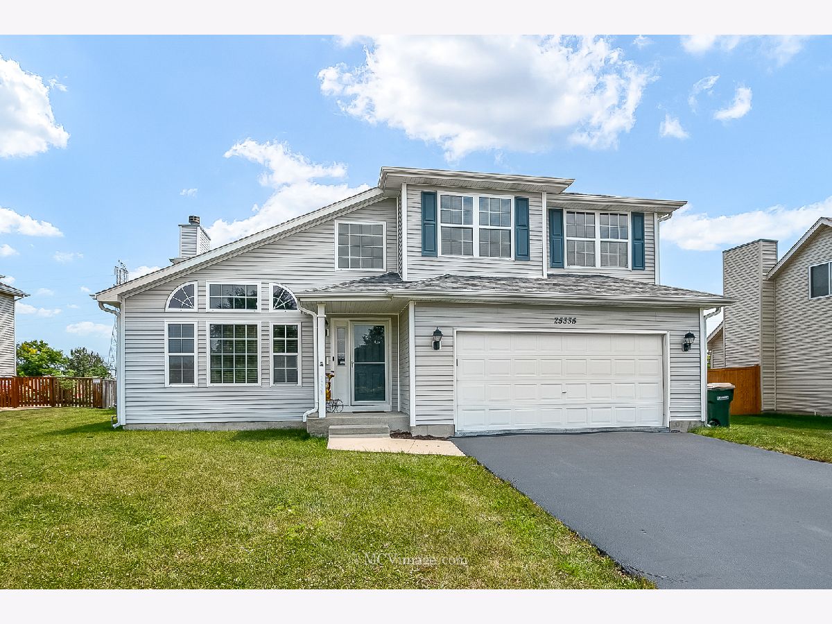 Homes Sold Hunters West Channahon Illinois, 25335 Mallard