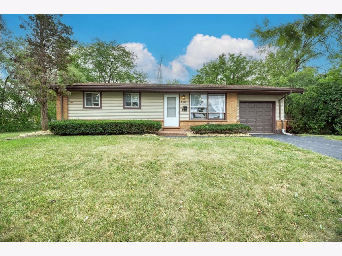  Rented Hazel Crest Illinois, 3211 Oak