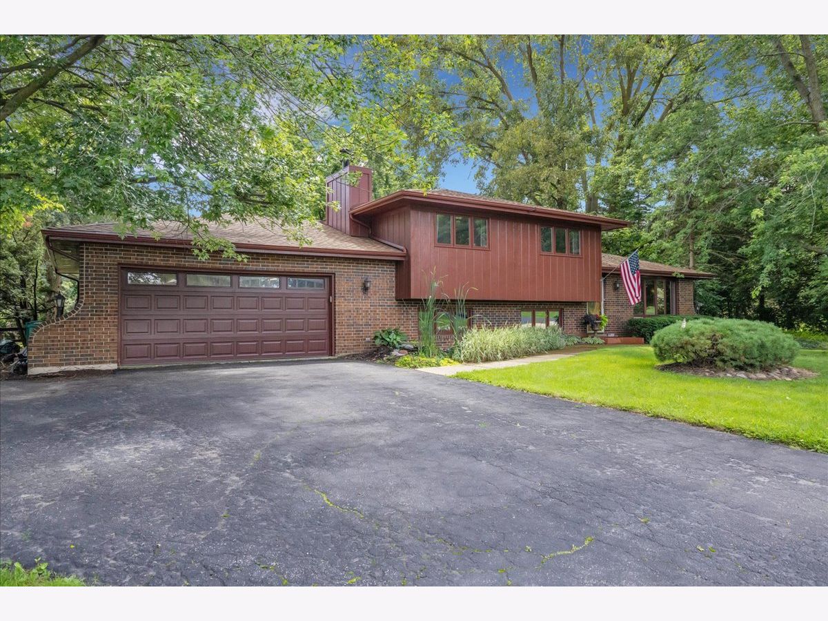 Homes Sold River Grange Lakes St Charles Illinois, 36W435 Barton