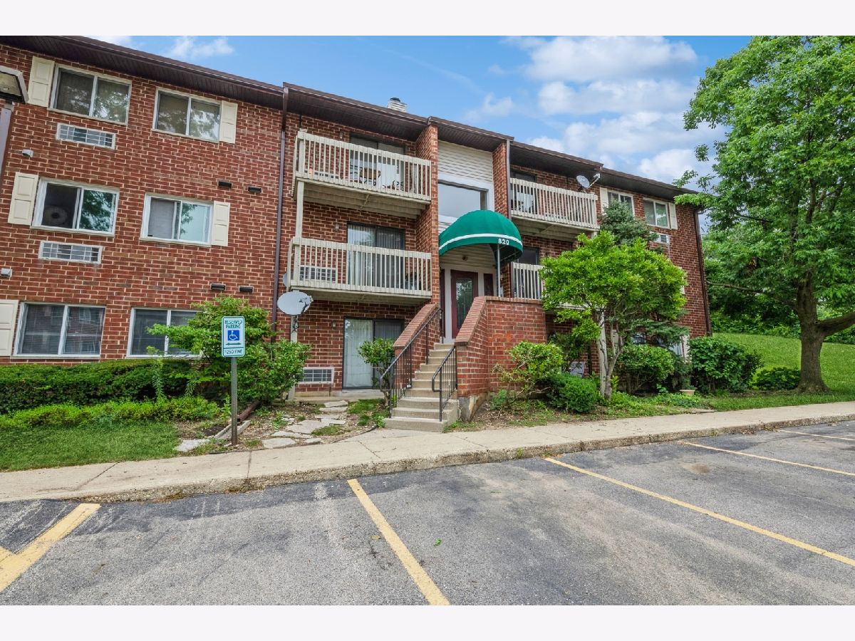 Condominiums Sold Lakewood Villas Vernon Hills Illinois, 820 Lakeside