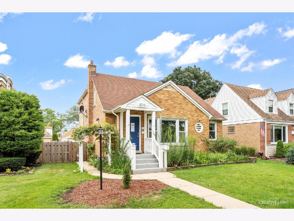 Homes Sold Grennan Heights Niles Illinois, 8216 Oketo