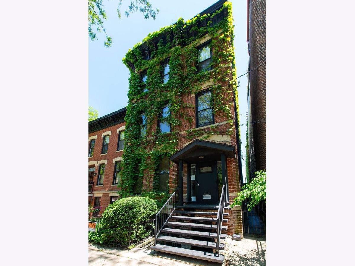 Condominiums & Homes Rented Old Town Chicago Illinois, 1633 North Park
