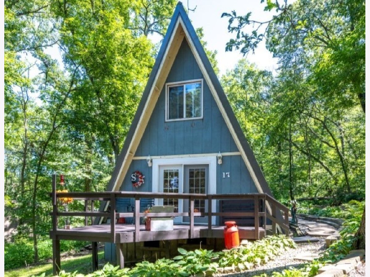  Sold Stockton Illinois, 17 Galena Ridge