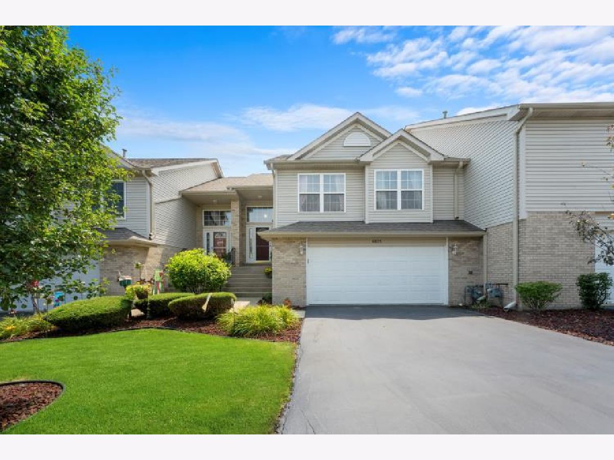 Townhomes Sold Oakridge Carriage Homes Oak Forest Illinois, 6825 Oak View