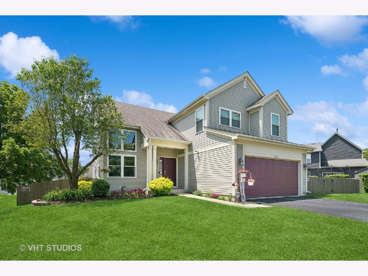 Homes Sold Sugar Ridge South Elgin Illinois, 1075 Lancaster